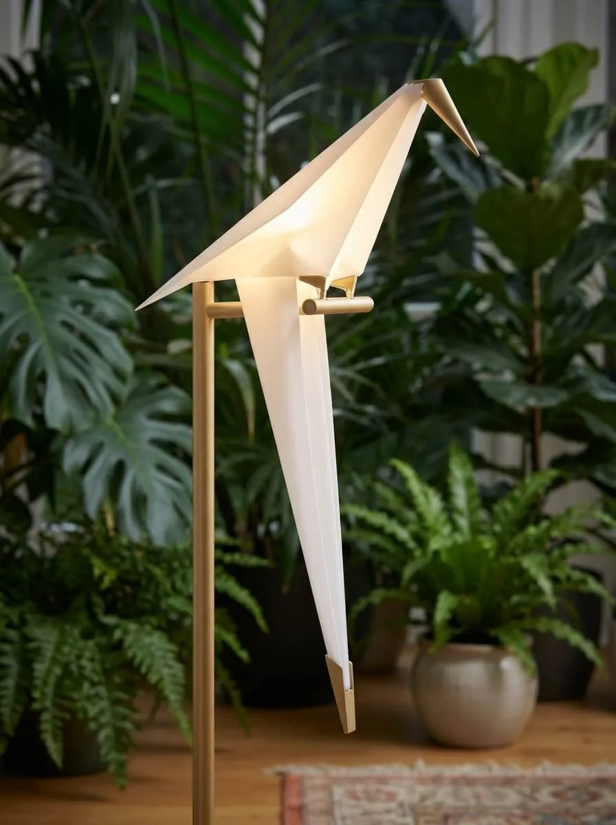 Bird-shaped lamp